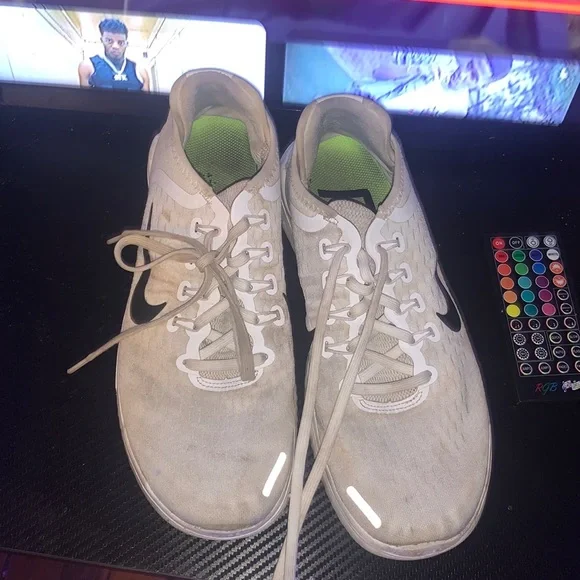 I’m selling white Nike shoes Nike Air Max LTD 3  main image 3